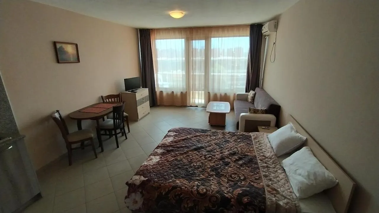 Sunny Sands Studios Burgas Stad Appartement